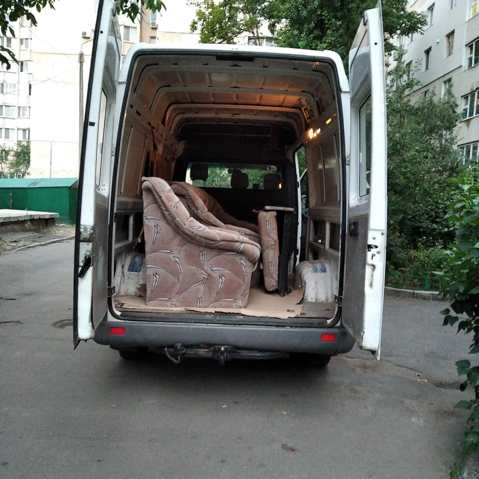 Перевозка дивана в Одессе